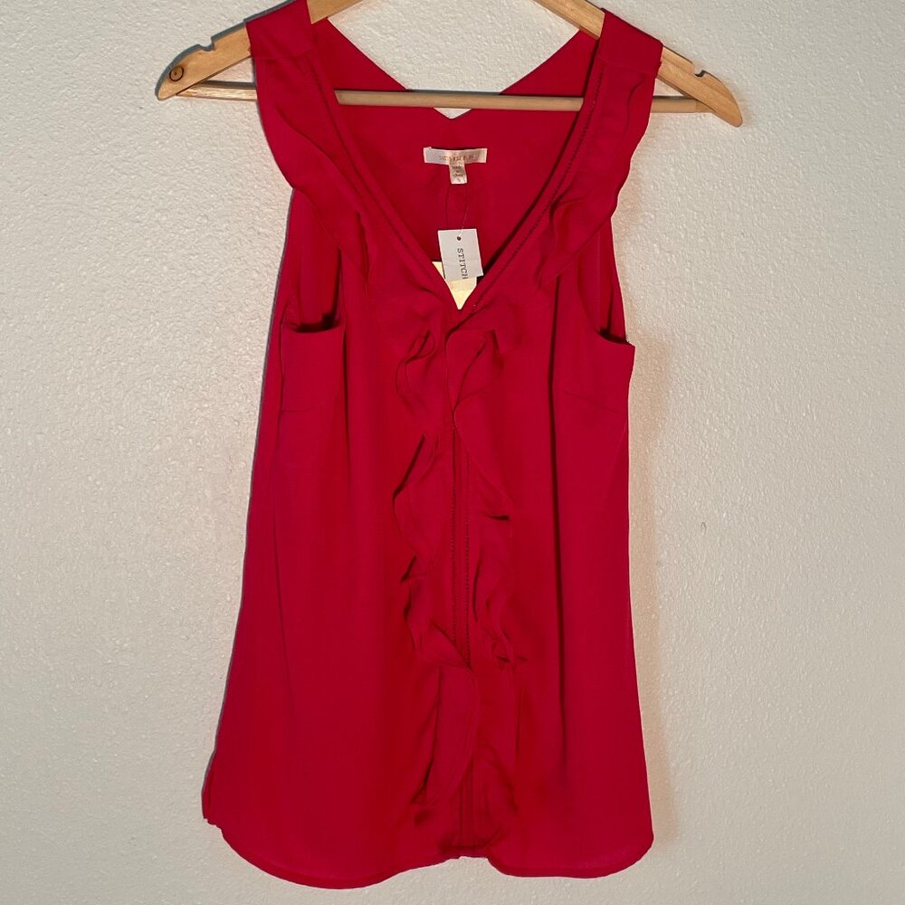 NWT Skies‎ Are Blue ruffle front V-neck tank top, size Small